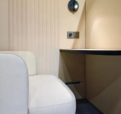 Modern Soundproof Office Pod Noise Reduction Customizable Meeting Work Single Booth